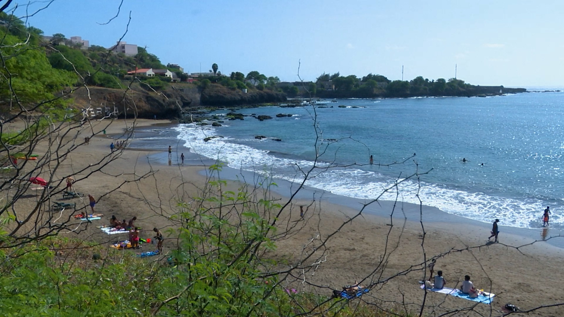 Homem de 56 anos desaparecido desde a manhã de domingo na Praia de Kebra Kanela