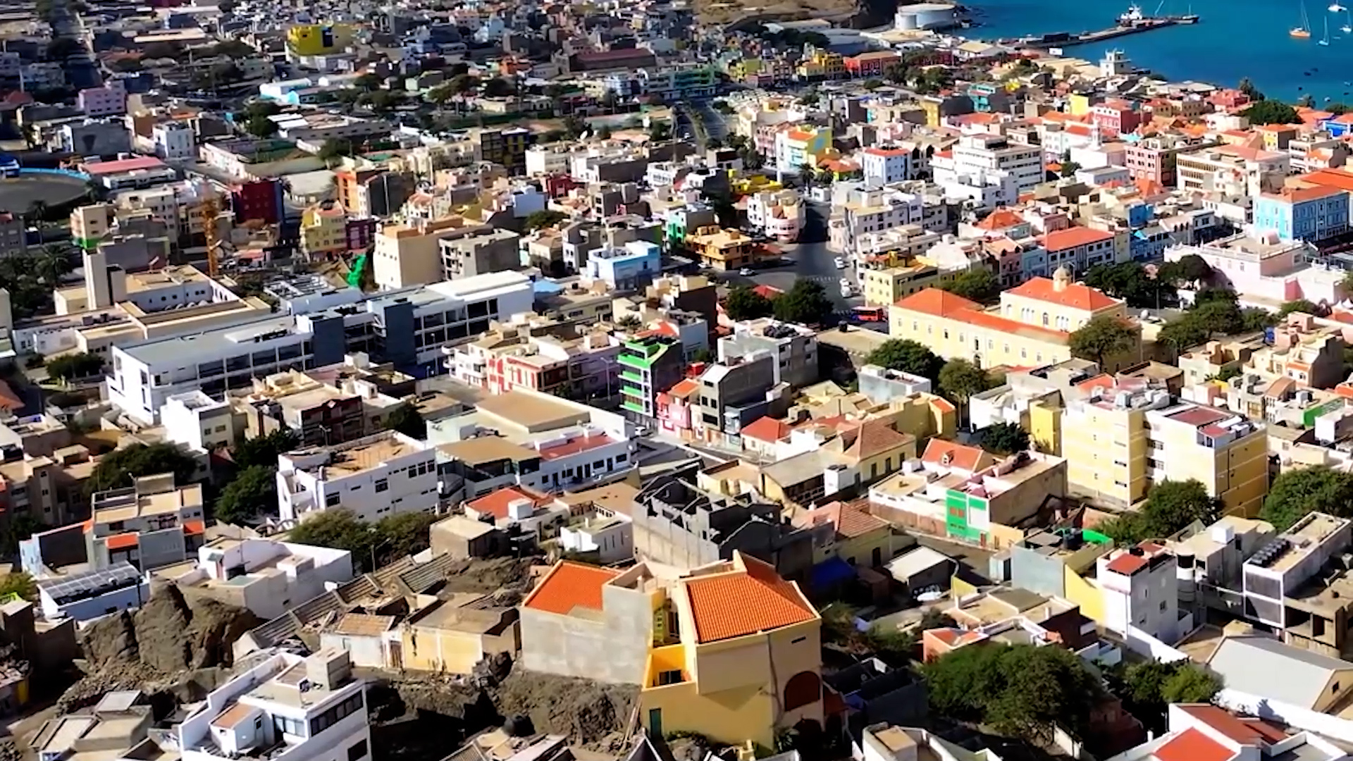 São Vicente – Mais de trinta indivíduos detidos por diversos crimes