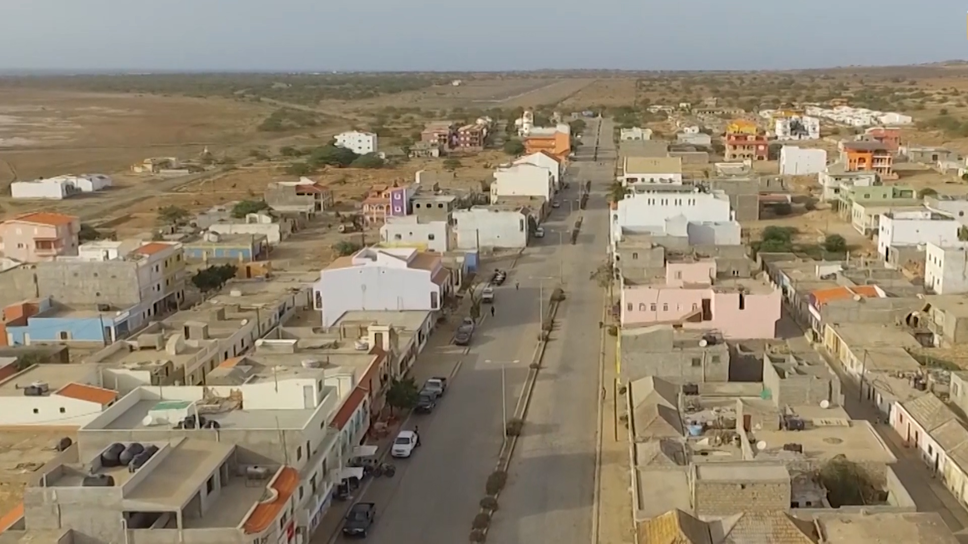 BM: Metade das ilhas de Cabo Verde pode terinfra-estruturas rodoviárias destruídas