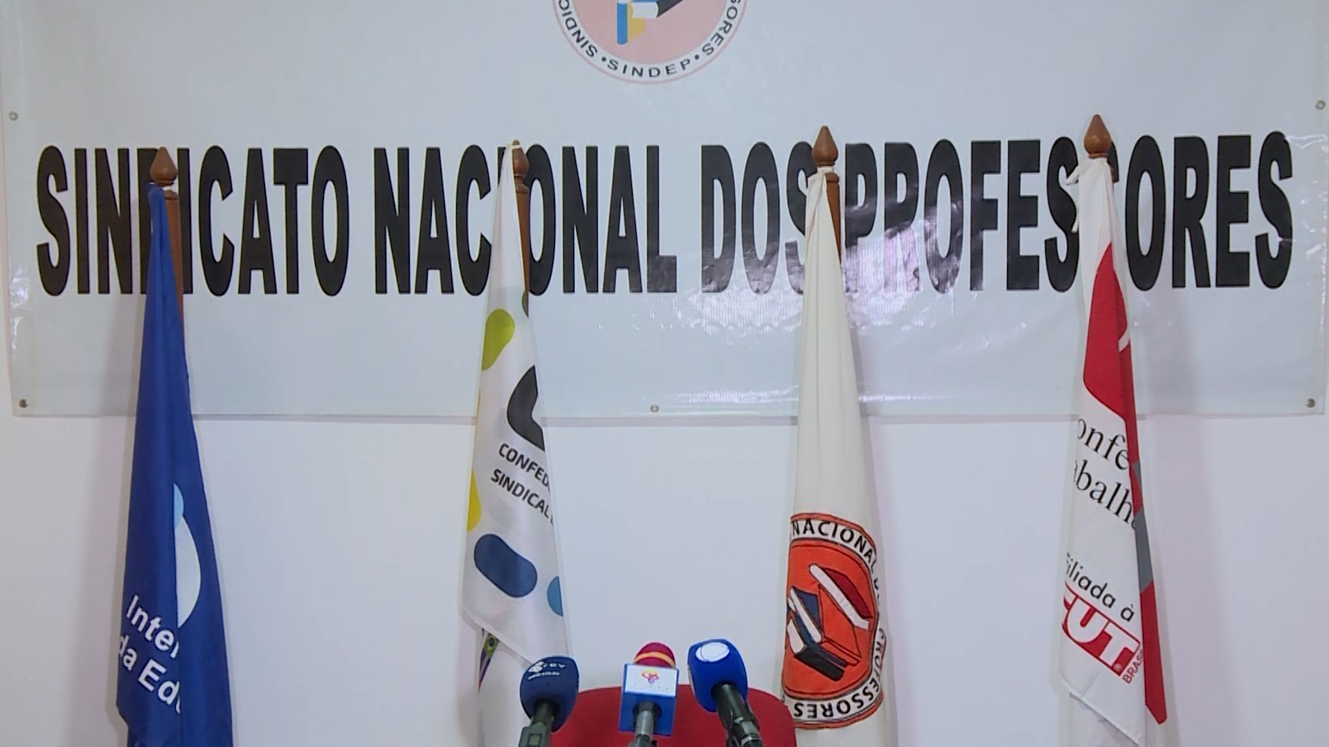 SINDEP exige ação urgente face a atrasos e falhas na carreira docente