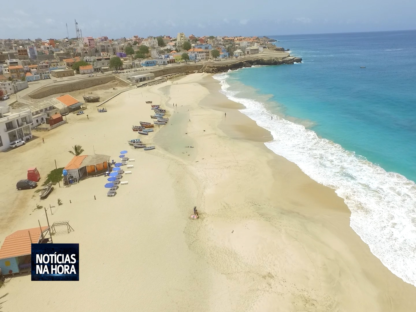 Ministro do Mar garante reassentamento da areia acumulada na praia de Bixi Rotxa.