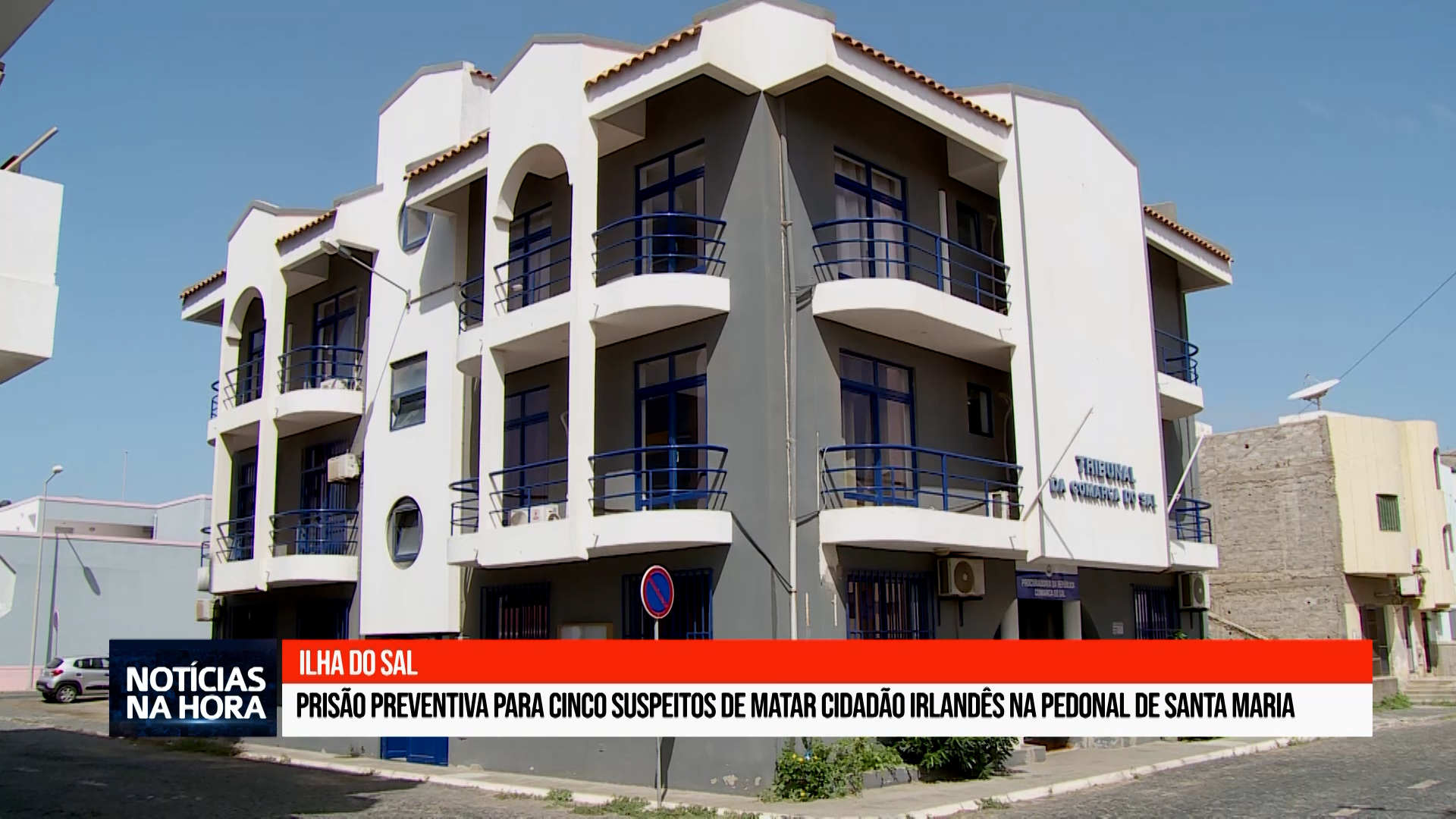 Prisão preventiva para cinco suspeitos de matar cidadão irlandês na pedonal de Santa Maria.